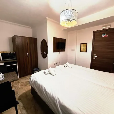 Double With Ensuite & Kitchenette S302 Apartamento Sliema